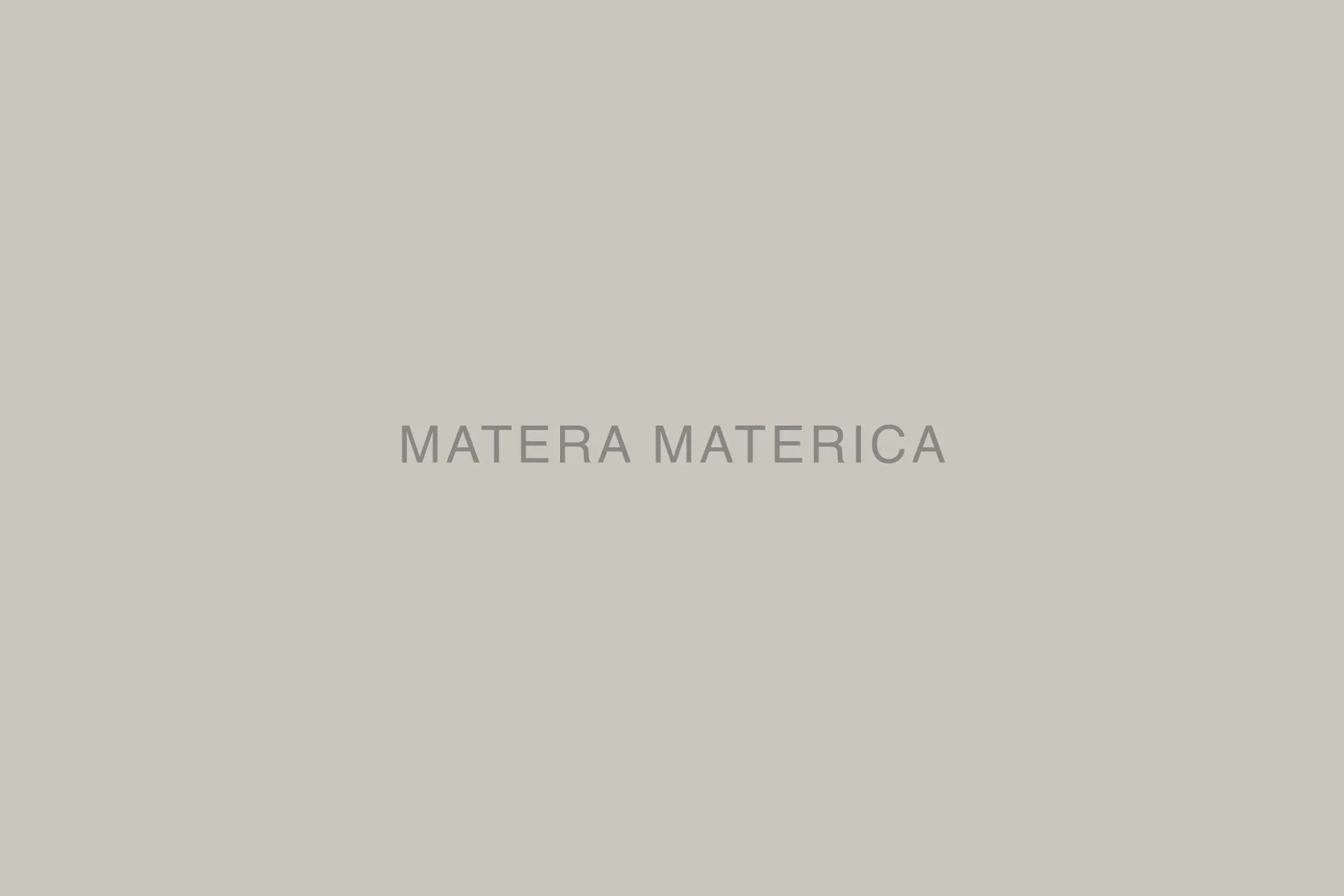 Contenuto dimostrativo — sostituire con la fotografia di apertura.